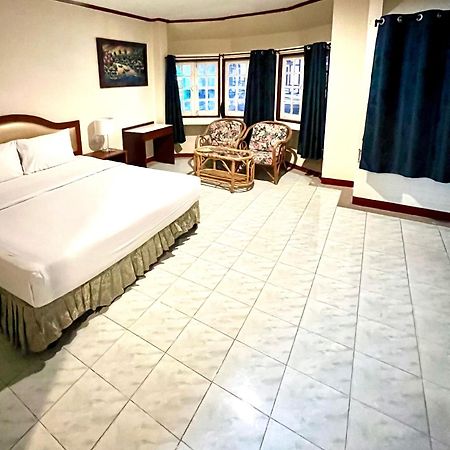 Lewiinski'S Hotel Паттая Екстер'єр фото