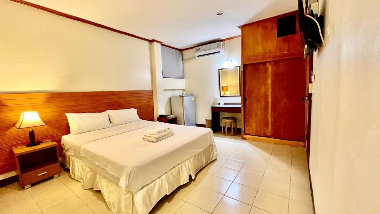 Lewiinski'S Hotel Паттая Екстер'єр фото