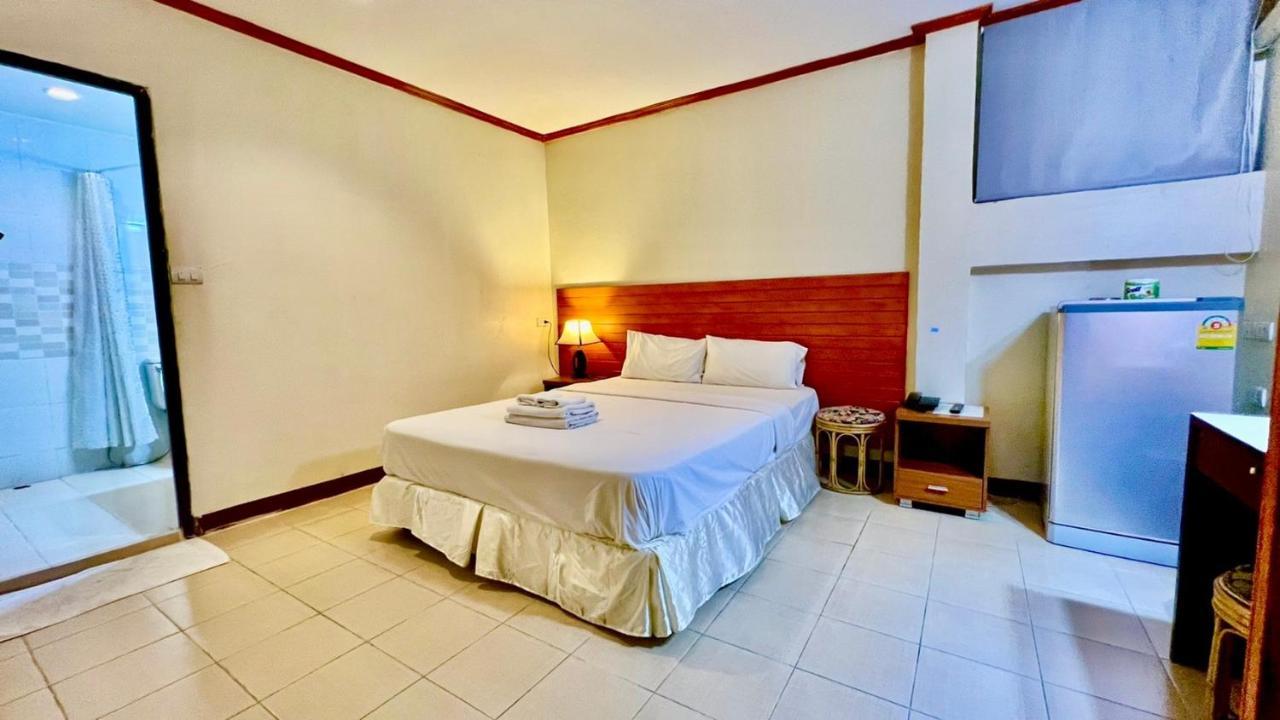 Lewiinski'S Hotel Паттая Екстер'єр фото