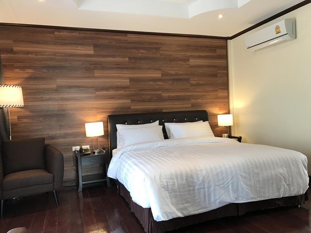 Lewiinski'S Hotel Паттая Екстер'єр фото